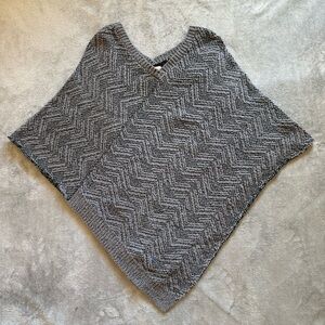 Indigenous Women's Grey Pullover Knit Poncho Organic Cotton One Size